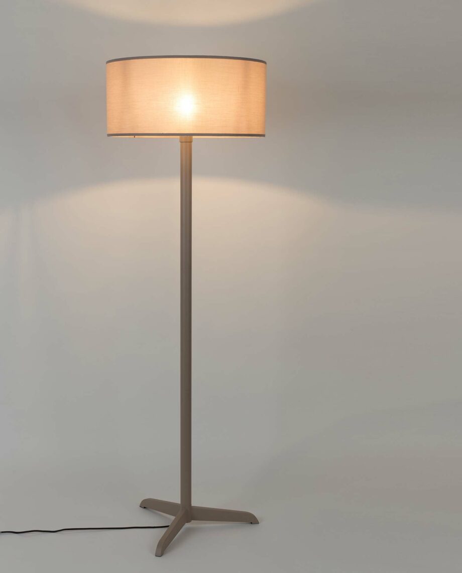 Shelby vloerlamp Zuiver taupe 2